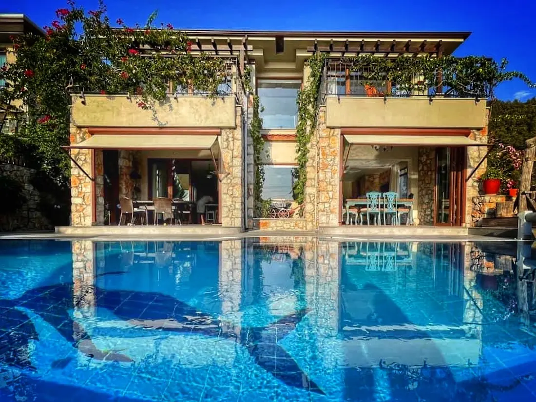 Property in Faralya